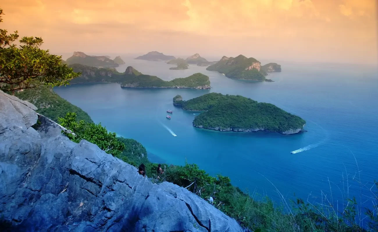 fullmoon-8.1 fullmoon-8.1